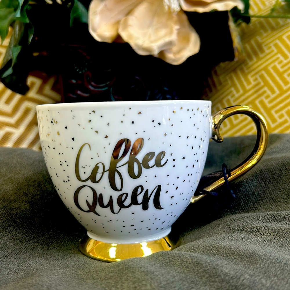 Nannette Lapore White & Gold “Coffee Queen”